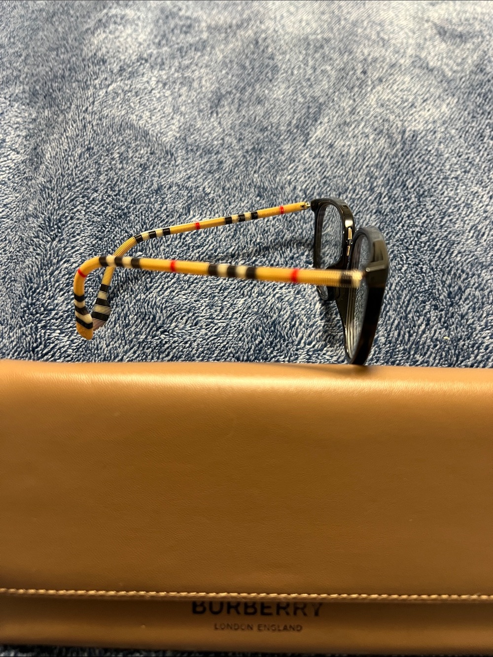 Burberry Black Cat-Eye Glasses with Tan Case - Picture 3 of 8